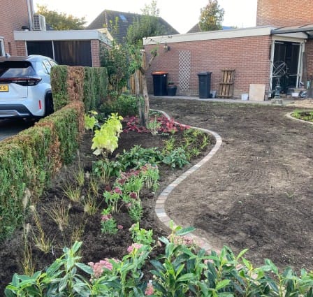 tuinaanleg door hoveniersbedrijf borink
